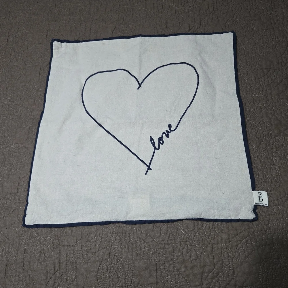 Ellen Love Heart Throw Pillow Case ED by Ellen Degeneres Pillowcover, cover only
